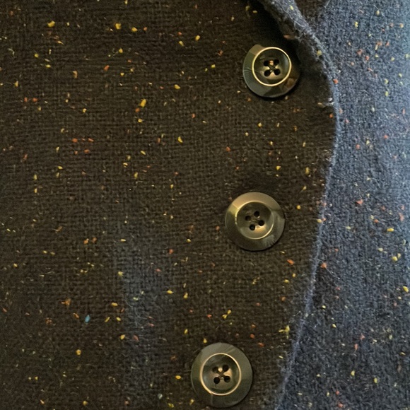 Navy blue vest with specks of yellow and red design. - Picture 2 of 6